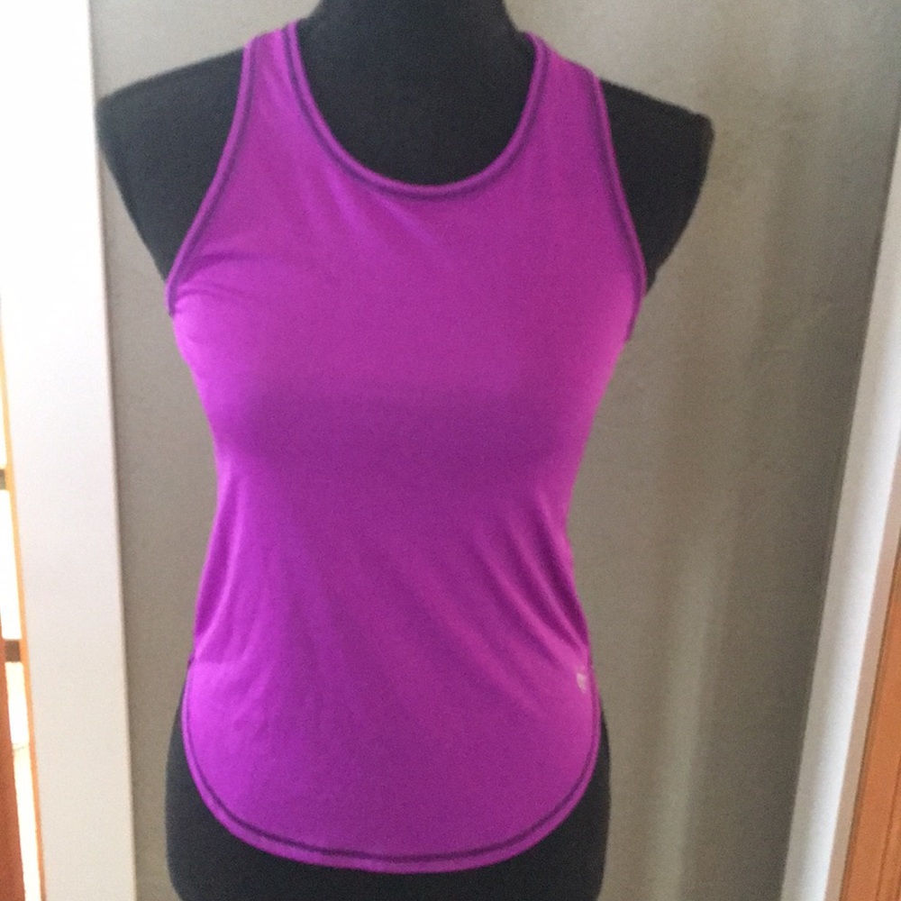 Girls workout top